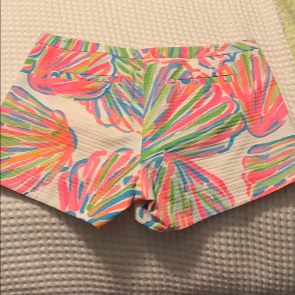 Lilly Pulitzer shorts - Picture 3 of 3